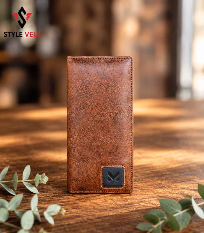 Bifold long wallet for men brown leather front view